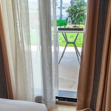 Maristesi سينيسكولا