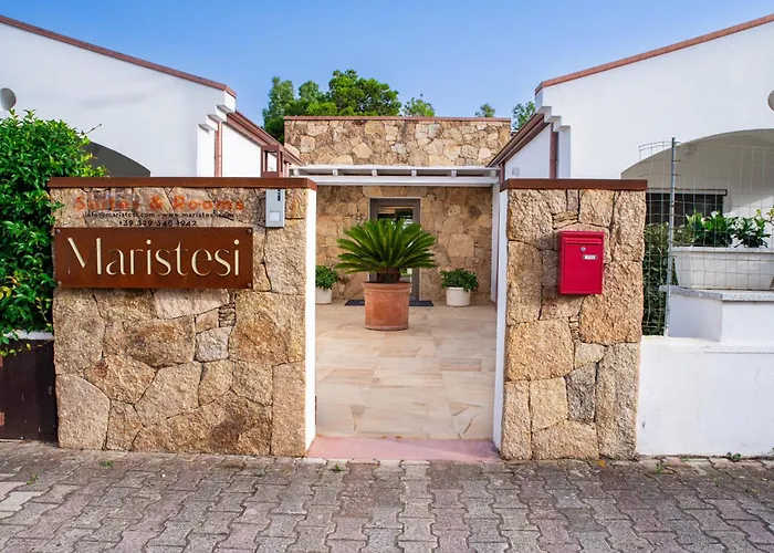 Maristesi ゲストハウス シニスコーラ